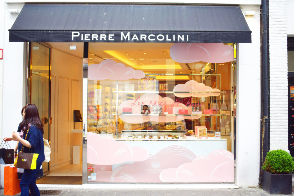 Boutique pierre marcolini patisserie vitrine design retail commerce de bouche